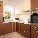 Apartament La Vista With Pool