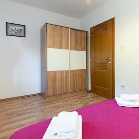 La Vista Apartments With Pool * Salatić