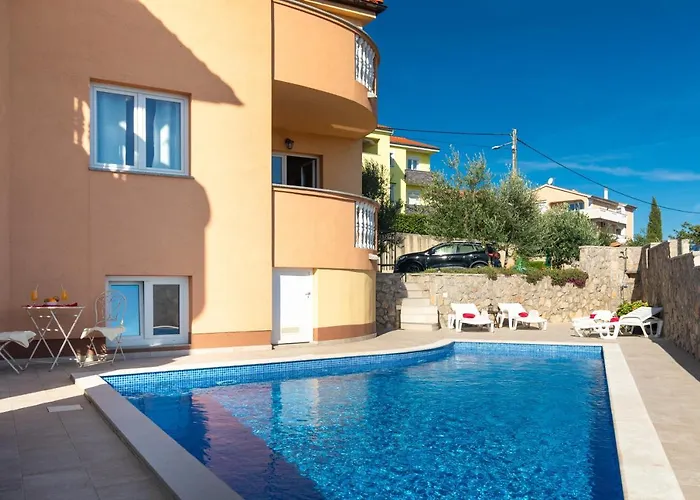 דירה La Vista With Pool