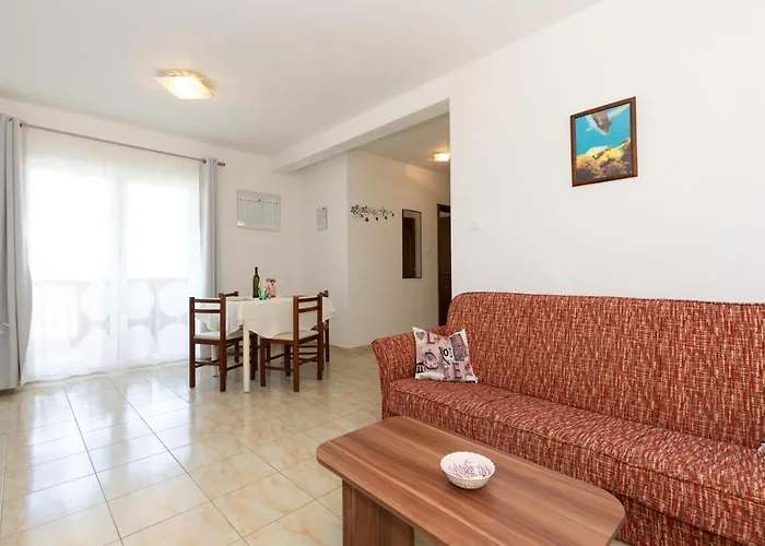 דירה La Vista With Pool *