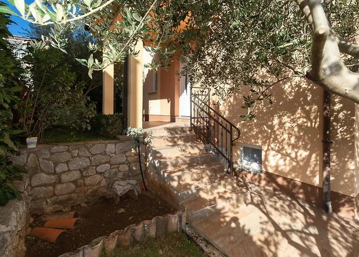 La Vista With Pool * Salatić