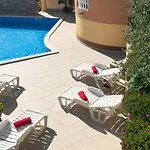 La Vista With Pool דירה *