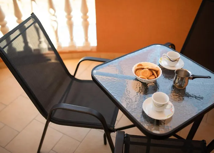 La Vista With Pool Salatić