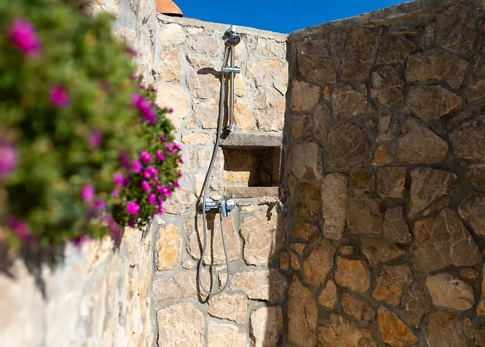 La Vista With Pool * Salatić