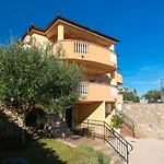 La Vista With Pool Salatić
