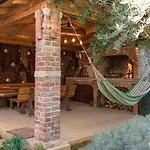 Apartament La Vista With Pool