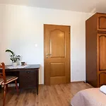 Apartament La Vista With Pool *