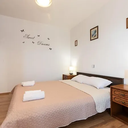 La Vista Apartments With Pool * Salatić