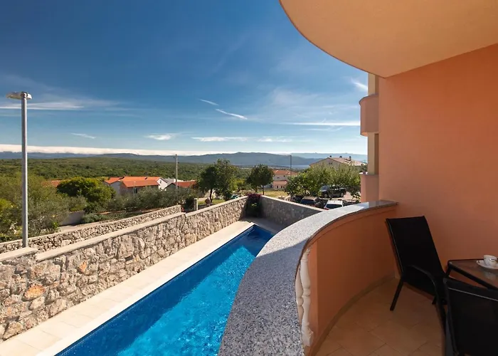 La Vista With Pool Διαμέρισμα